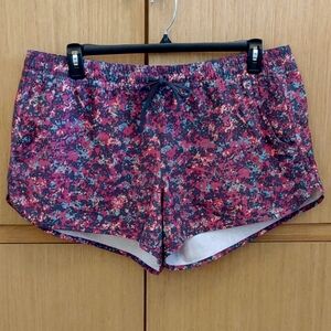 Printed Elastic Waist Shorts SZ XL By Columbia Sportswear Company.